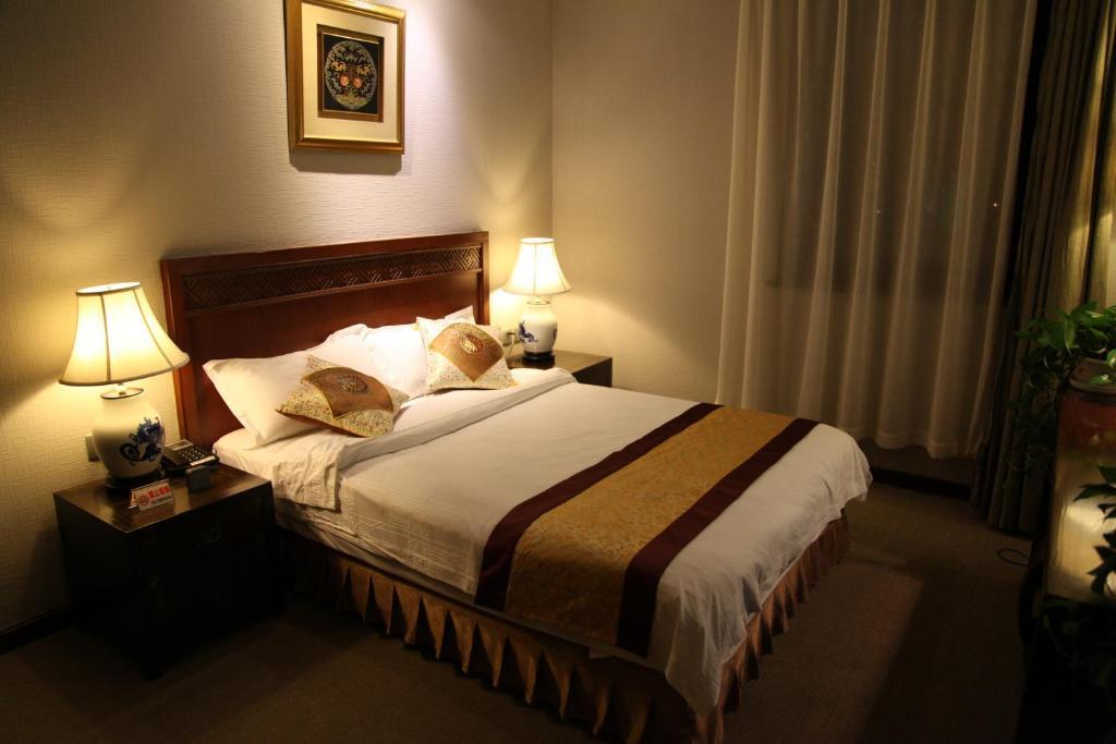 Beijing Imperial Courtyard Hotel Стая снимка