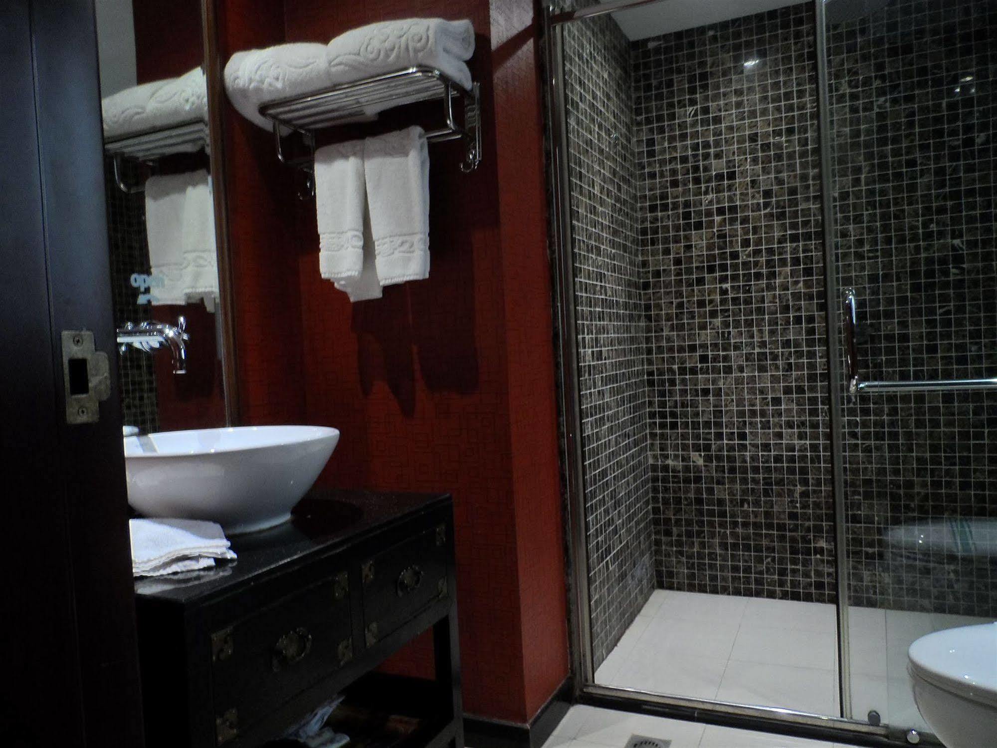 Beijing Imperial Courtyard Hotel Екстериор снимка